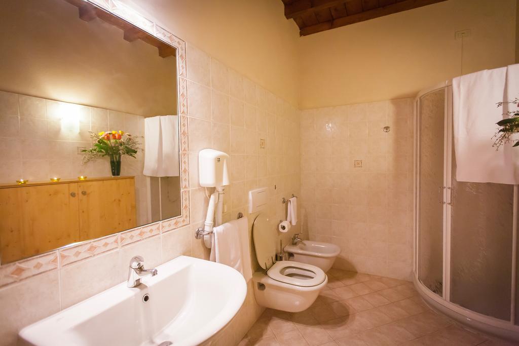 Hotel Alla Corte Dei Bicchi Cavriana Zimmer foto