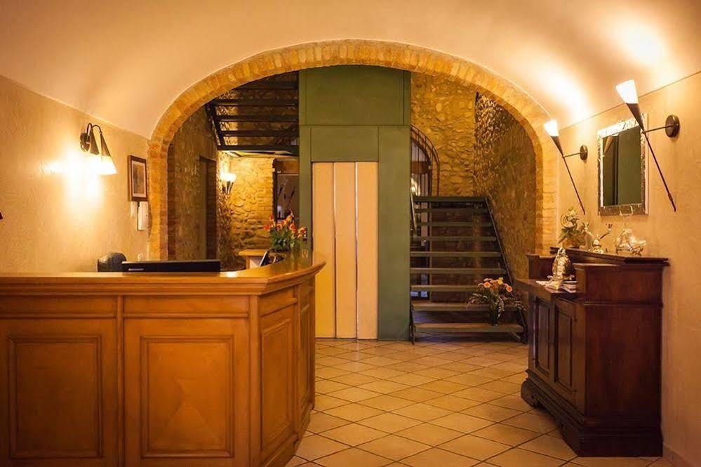 Hotel Alla Corte Dei Bicchi Cavriana Exterior foto